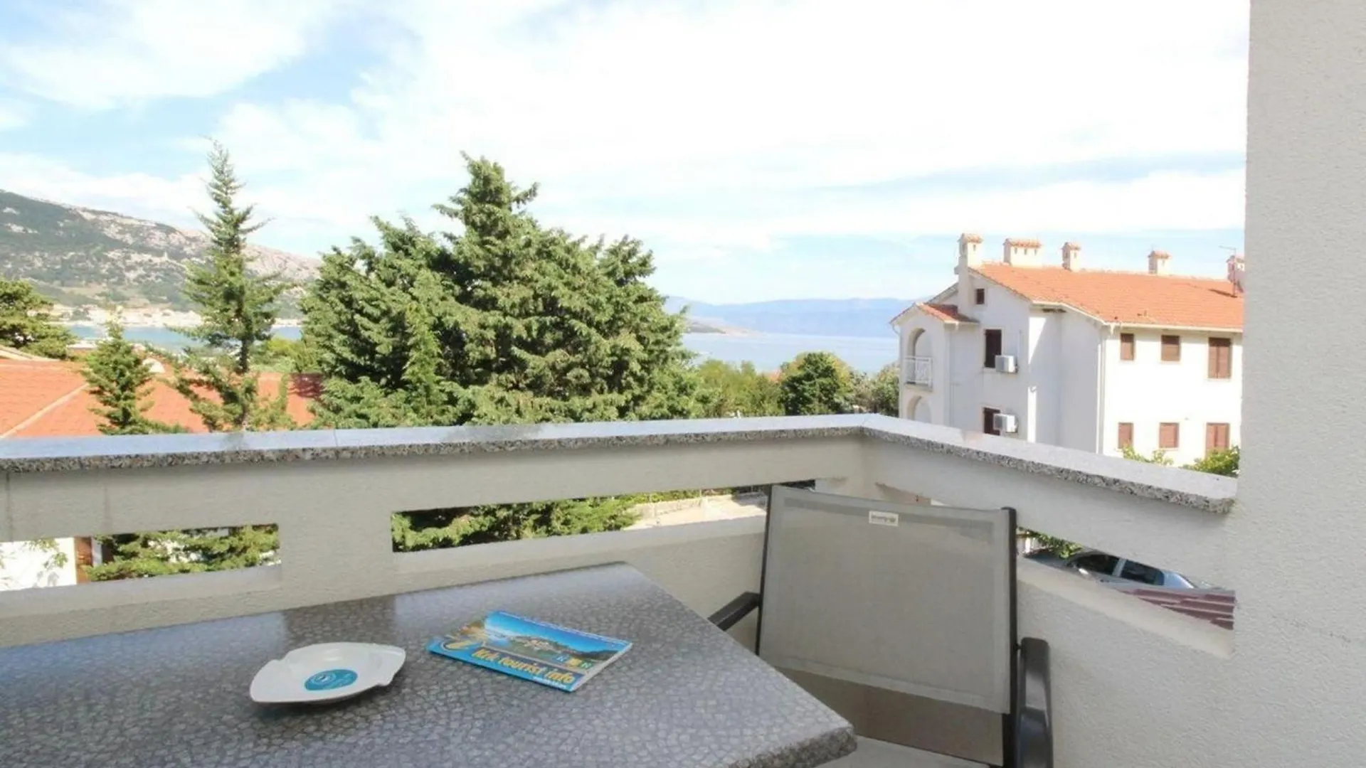 Wohnung In Baska Mit Eigenem Balkon - B59644